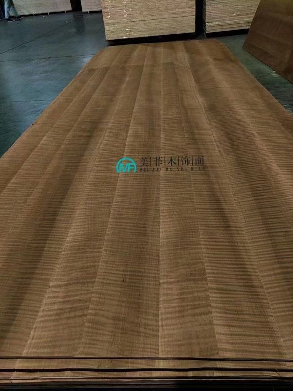 成都防火木飾面的優(yōu)勢(shì)及特點(diǎn)介紹